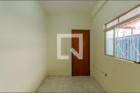 Quarto 1 de casa para alugar com 3 quartos, 90m² em Vila Copacabana, Belo Horizonte