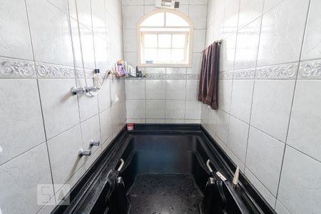 Casa à venda com 300m², 3 quartos e 5 vagas Casa à venda com 300m², 3 quartos e 5 vagasBanheiro da Suíte