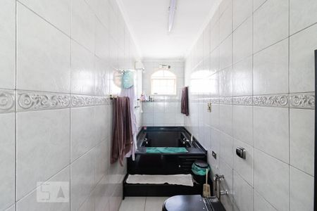 Casa à venda com 300m², 3 quartos e 5 vagas Casa à venda com 300m², 3 quartos e 5 vagasBanheiro da Suíte