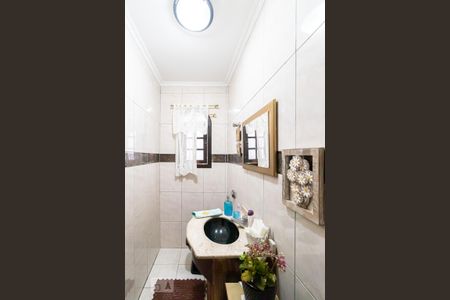 Casa à venda com 300m², 3 quartos e 5 vagas Casa à venda com 300m², 3 quartos e 5 vagasLavabo