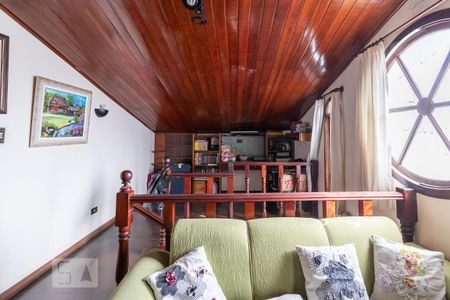 Casa à venda com 300m², 3 quartos e 5 vagas Casa à venda com 300m², 3 quartos e 5 vagasSótão