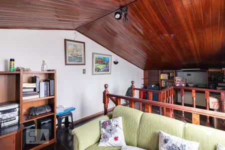 Casa à venda com 300m², 3 quartos e 5 vagas Casa à venda com 300m², 3 quartos e 5 vagasSótão