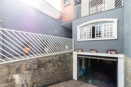 Casa à venda com 300m², 3 quartos e 5 vagas Casa à venda com 300m², 3 quartos e 5 vagasFachada