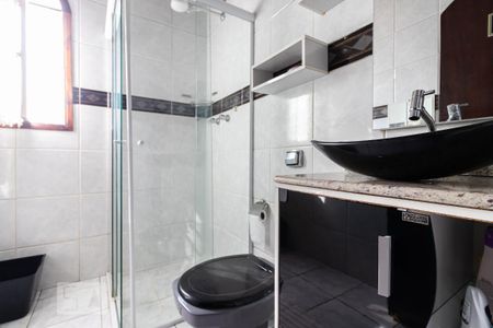 Casa à venda com 300m², 3 quartos e 5 vagas Casa à venda com 300m², 3 quartos e 5 vagasBanheiro 2