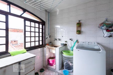 Casa à venda com 300m², 3 quartos e 5 vagas Casa à venda com 300m², 3 quartos e 5 vagasÁrea de Serviço