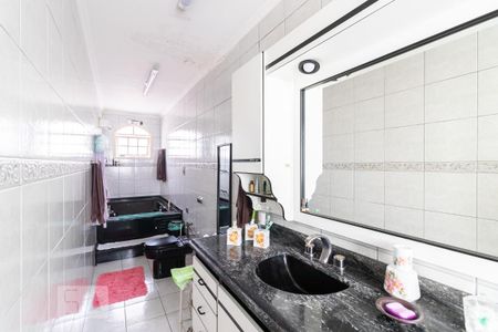 Casa à venda com 300m², 3 quartos e 5 vagas Casa à venda com 300m², 3 quartos e 5 vagasBanheiro da Suíte