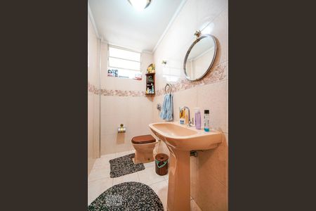 Apartamento à venda com 120m², 4 quartos e 1 vaga Apartamento à venda com 120m², 4 quartos e 1 vagaBanheiro social 01