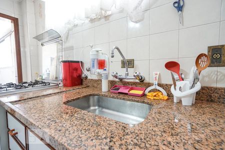 Apartamento à venda com 120m², 4 quartos e 1 vaga Apartamento à venda com 120m², 4 quartos e 1 vagaPia