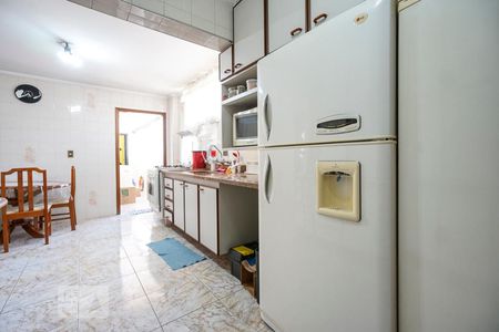 Apartamento à venda com 120m², 4 quartos e 1 vaga Apartamento à venda com 120m², 4 quartos e 1 vagaCozinha