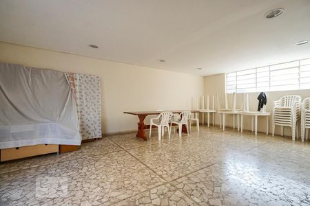 Apartamento à venda com 120m², 4 quartos e 1 vaga Apartamento à venda com 120m², 4 quartos e 1 vagaSalão de festas
