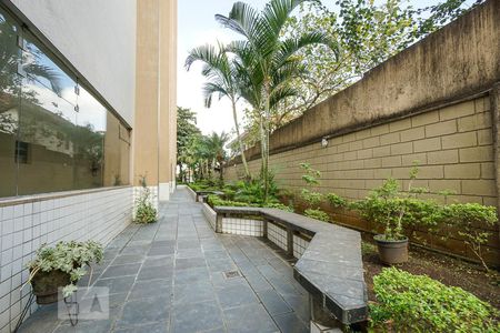 Apartamento à venda com 120m², 4 quartos e 1 vaga Apartamento à venda com 120m², 4 quartos e 1 vagaÁrea externa