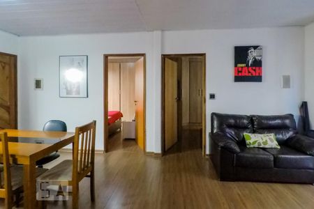 Casa à venda com 150m², 4 quartos e 2 vagasSala