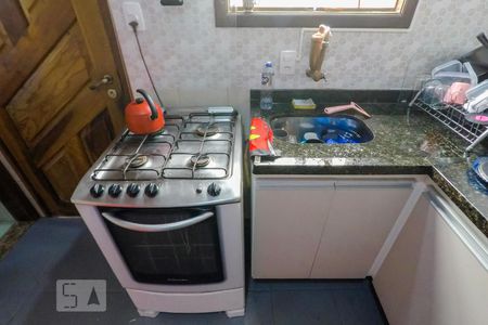 Casa à venda com 150m², 4 quartos e 2 vagasCozinha