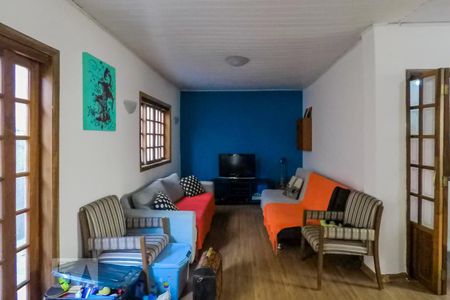 Casa à venda com 150m², 4 quartos e 2 vagasSala