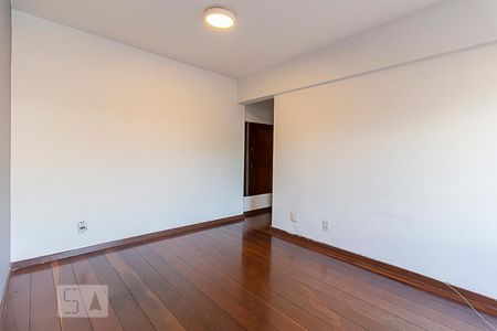 Apartamento para alugar com 75m², 2 quartos e 1 vaga Apartamento para alugar com 75m², 2 quartos e 1 vagaSala