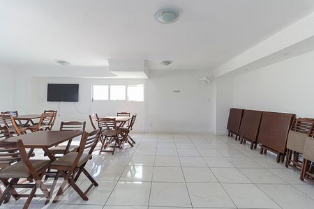 Apartamento para alugar com 75m², 2 quartos e 1 vaga Apartamento para alugar com 75m², 2 quartos e 1 vagaÁrea comum - Salão de festas