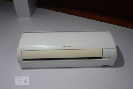 Casa à venda com 265m², 4 quartos e 4 vagasAr condicionado