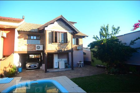 Casa à venda com 265m², 4 quartos e 4 vagasFachada fundos