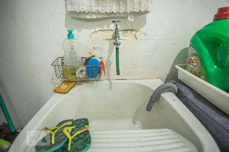Casa de condomínio à venda com 130m², 3 quartos e 2 vagas Casa de condomínio à venda com 130m², 3 quartos e 2 vagasÁrea de Serviço - Torneira