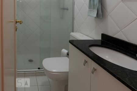 Apartamento para alugar com 74m², 3 quartos e 1 vaga Apartamento para alugar com 74m², 3 quartos e 1 vagaBanheiro Social