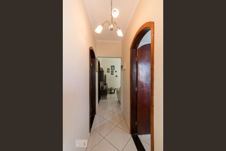 Casa à venda com 205m², 3 quartos e 3 vagasCorredor