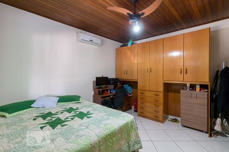 Casa à venda com 205m², 3 quartos e 3 vagasQuarto 2