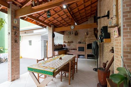 Casa à venda com 205m², 3 quartos e 3 vagasÁrea da churrasqueira