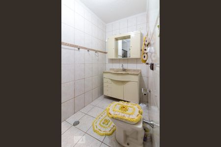 Casa à venda com 205m², 3 quartos e 3 vagasBanheiro quarto 3 suíte