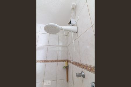 Casa à venda com 205m², 3 quartos e 3 vagasBanheiro quarto 3 suíte - chuveiro