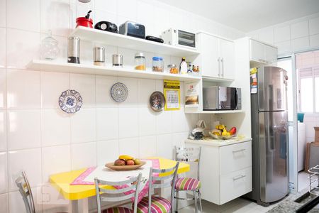 Apartamento à venda com 125m², 4 quartos e 2 vagasCozinha 