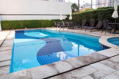 Apartamento à venda com 125m², 4 quartos e 2 vagasÁrea comum - Piscina
