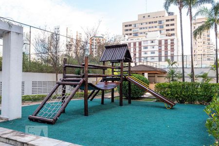Apartamento à venda com 125m², 4 quartos e 2 vagasÁrea Comum - Playground