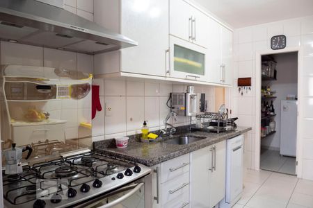 Apartamento à venda com 125m², 4 quartos e 2 vagasCozinha 