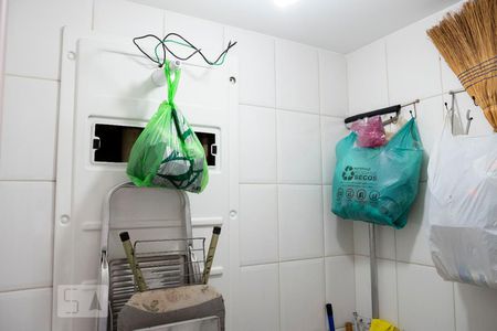 Apartamento à venda com 125m², 4 quartos e 2 vagasBanheiro de Serviço