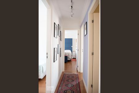 Apartamento à venda com 125m², 4 quartos e 2 vagasCorredor