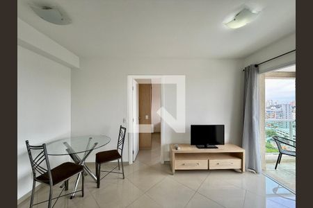 Sala de apartamento para alugar com 1 quarto, 38m² em Santo Amaro, São Paulo