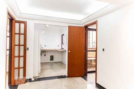 Apartamento à venda com 180m², 3 quartos e 2 vagas Apartamento à venda com 180m², 3 quartos e 2 vagasCopa