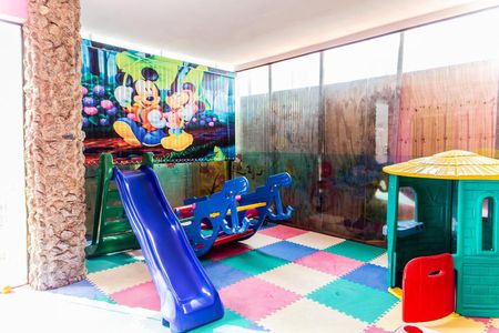 Apartamento à venda com 180m², 3 quartos e 2 vagas Apartamento à venda com 180m², 3 quartos e 2 vagasBrinquedoteca