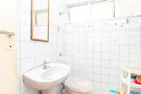 Apartamento à venda com 56m², 2 quartos e sem vaga Apartamento à venda com 56m², 2 quartos e sem vagaBanheiro