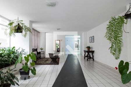 Apartamento à venda com 56m², 2 quartos e sem vaga Apartamento à venda com 56m², 2 quartos e sem vagaHall de entrada