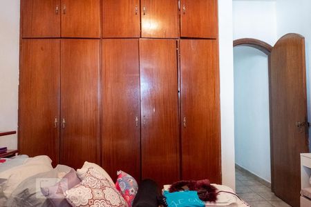 Casa à venda com 150m², 4 quartos e 2 vagas Casa à venda com 150m², 4 quartos e 2 vagasQuarto 2