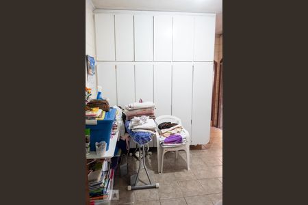 Casa à venda com 150m², 4 quartos e 2 vagas Casa à venda com 150m², 4 quartos e 2 vagasLavanderia