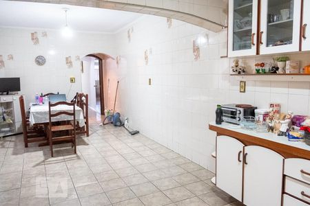 Casa à venda com 150m², 4 quartos e 2 vagas Casa à venda com 150m², 4 quartos e 2 vagasCozinha