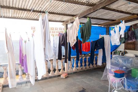 Casa à venda com 150m², 4 quartos e 2 vagas Casa à venda com 150m², 4 quartos e 2 vagasÁrea