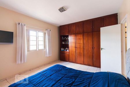 Casa à venda com 120m², 3 quartos e 2 vagasQuarto 3
