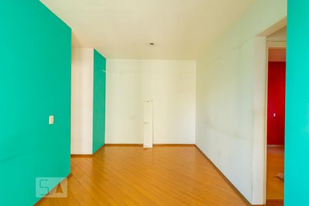 Sala de apartamento para alugar com 2 quartos, 49m² em Vila Firmiano Pinto, São Paulo