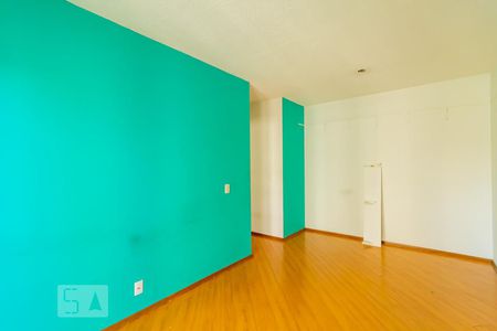 Sala de apartamento para alugar com 2 quartos, 49m² em Vila Firmiano Pinto, São Paulo
