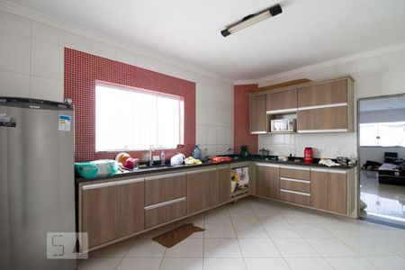 Casa à venda com 140m², 3 quartos e 2 vagas Casa à venda com 140m², 3 quartos e 2 vagasCozinha