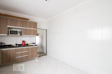 Casa à venda com 140m², 3 quartos e 2 vagas Casa à venda com 140m², 3 quartos e 2 vagasCozinha