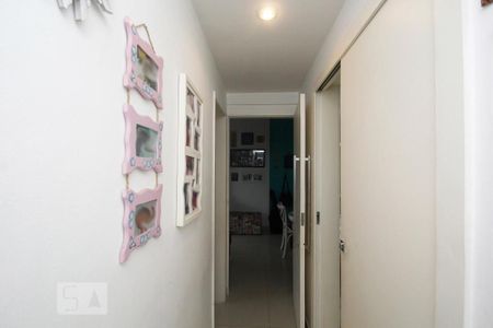Corredor de apartamento à venda com 2 quartos, 65m² em Laranjeiras, Rio de Janeiro